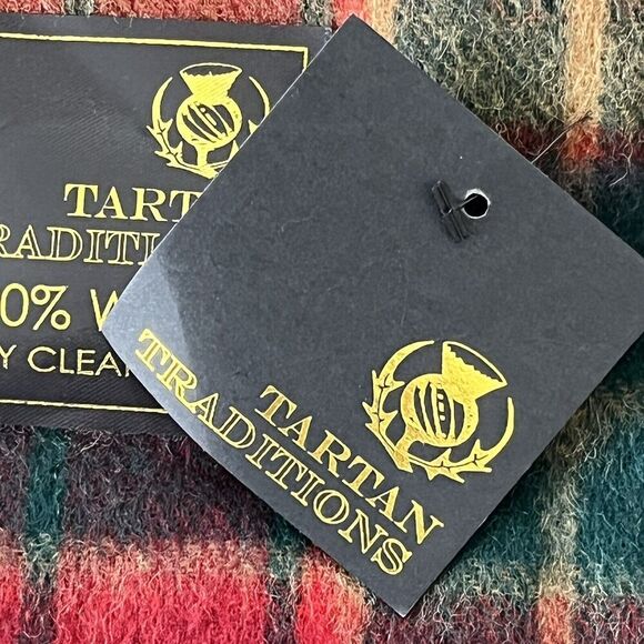 NWT Tartan Traditions Scarf 100% Wool Scotland Wrap Fringed 64" x 12" - Picture 6 of 7